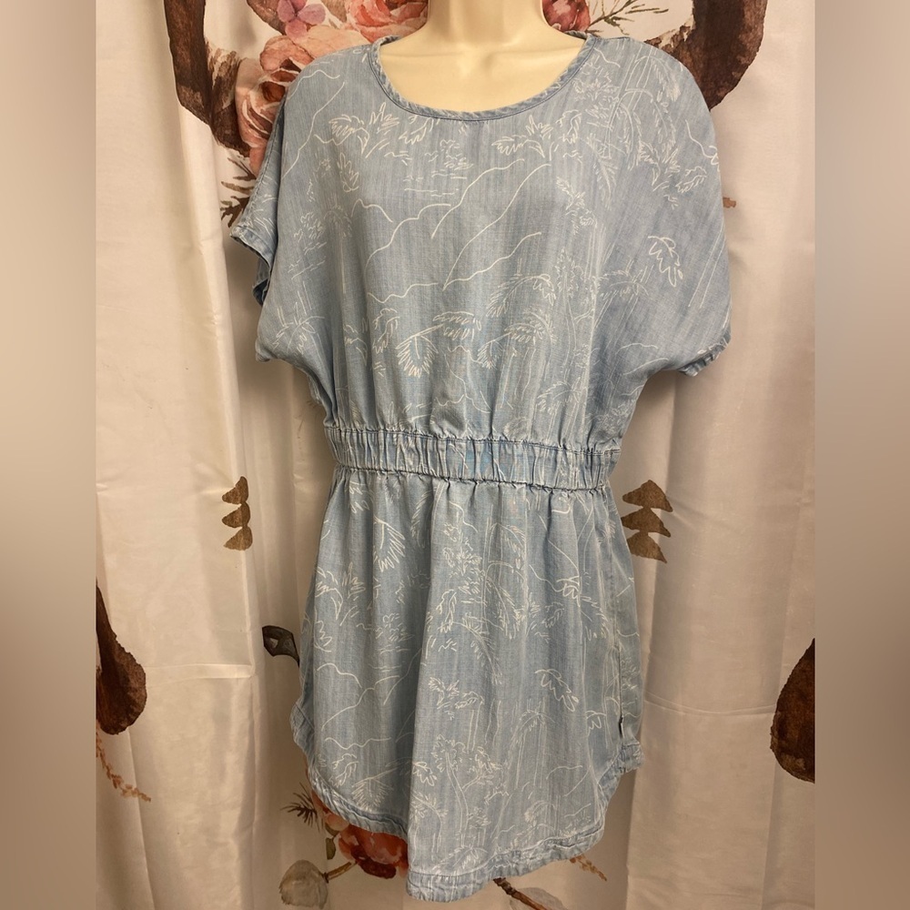 Light Blue Short Sleeve Dress​​​